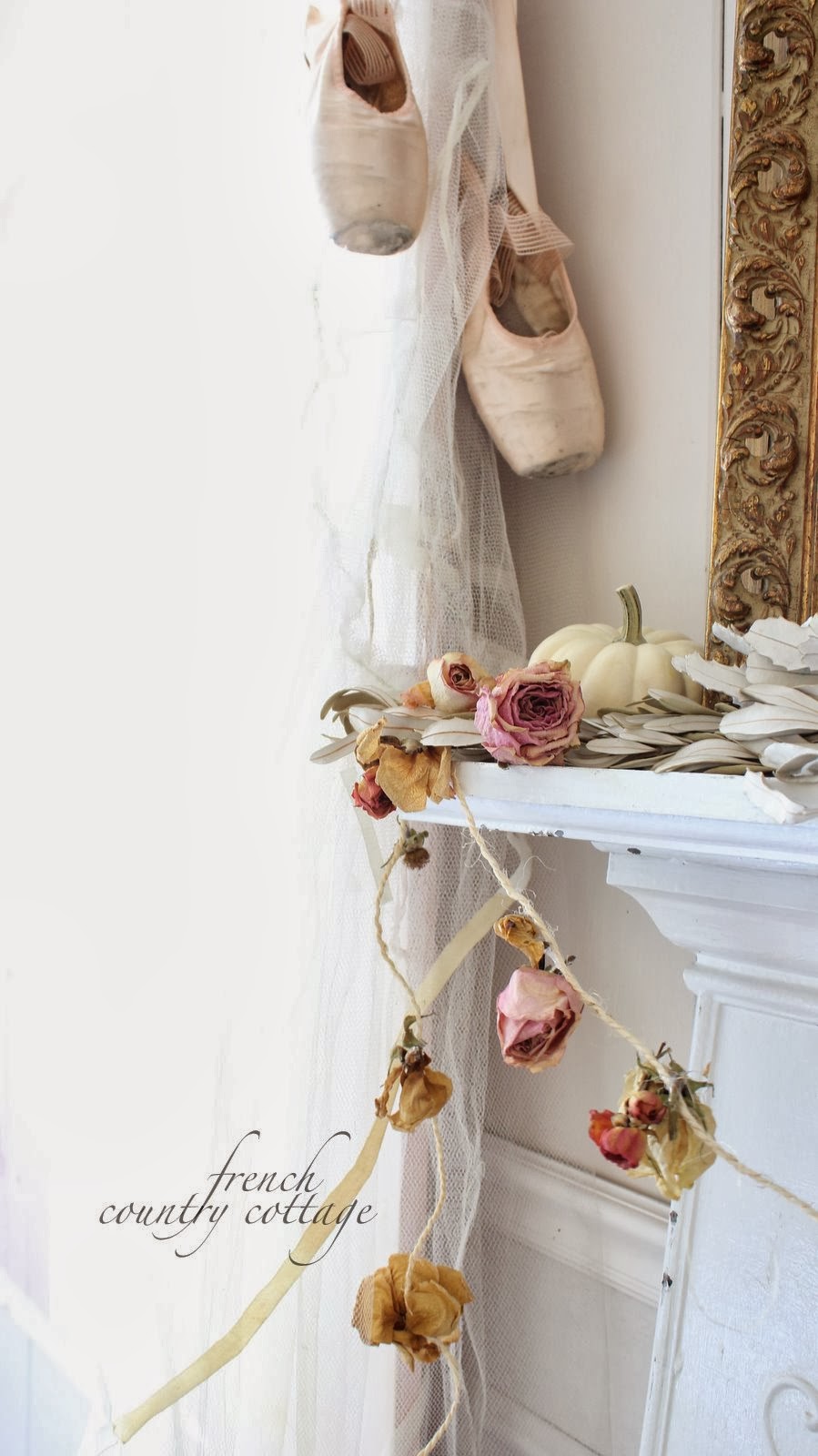 Dried flower garland diy French Country Cottage