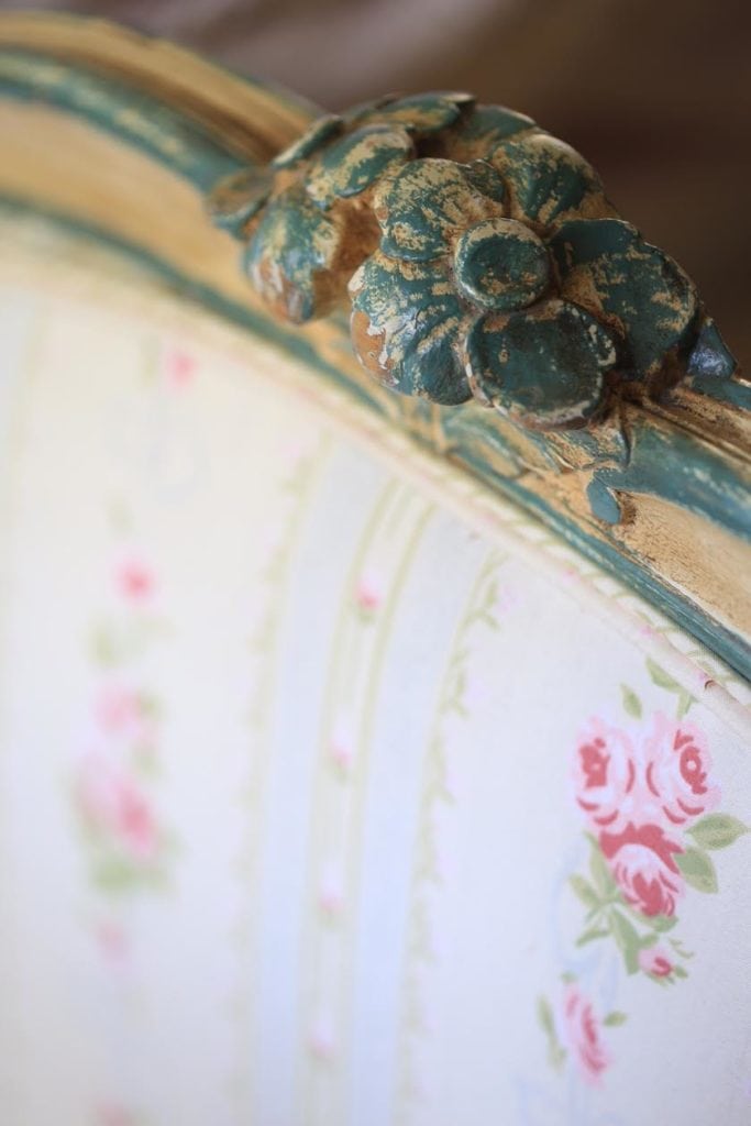 vintage french daybed close up details