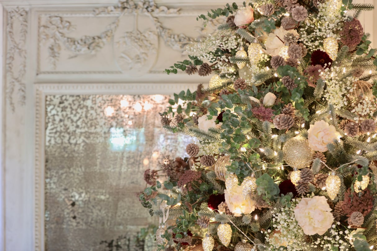 Summer Floral Christmas Tree - French Country Cottage