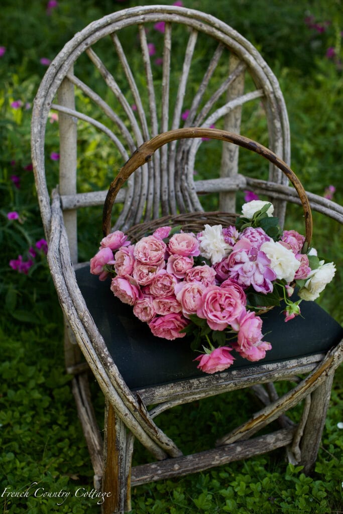 Vintage branch garden chair with roses 