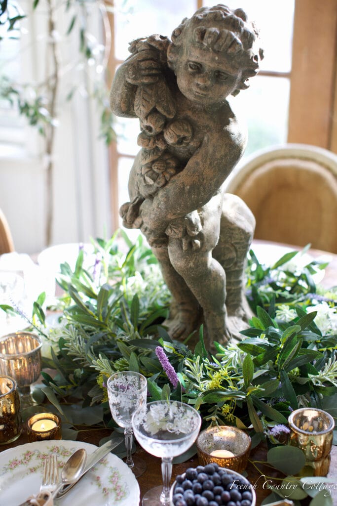 statue spring table centerpieces 
