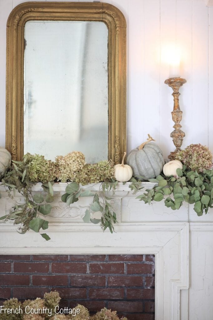 dried flowers on mantel 