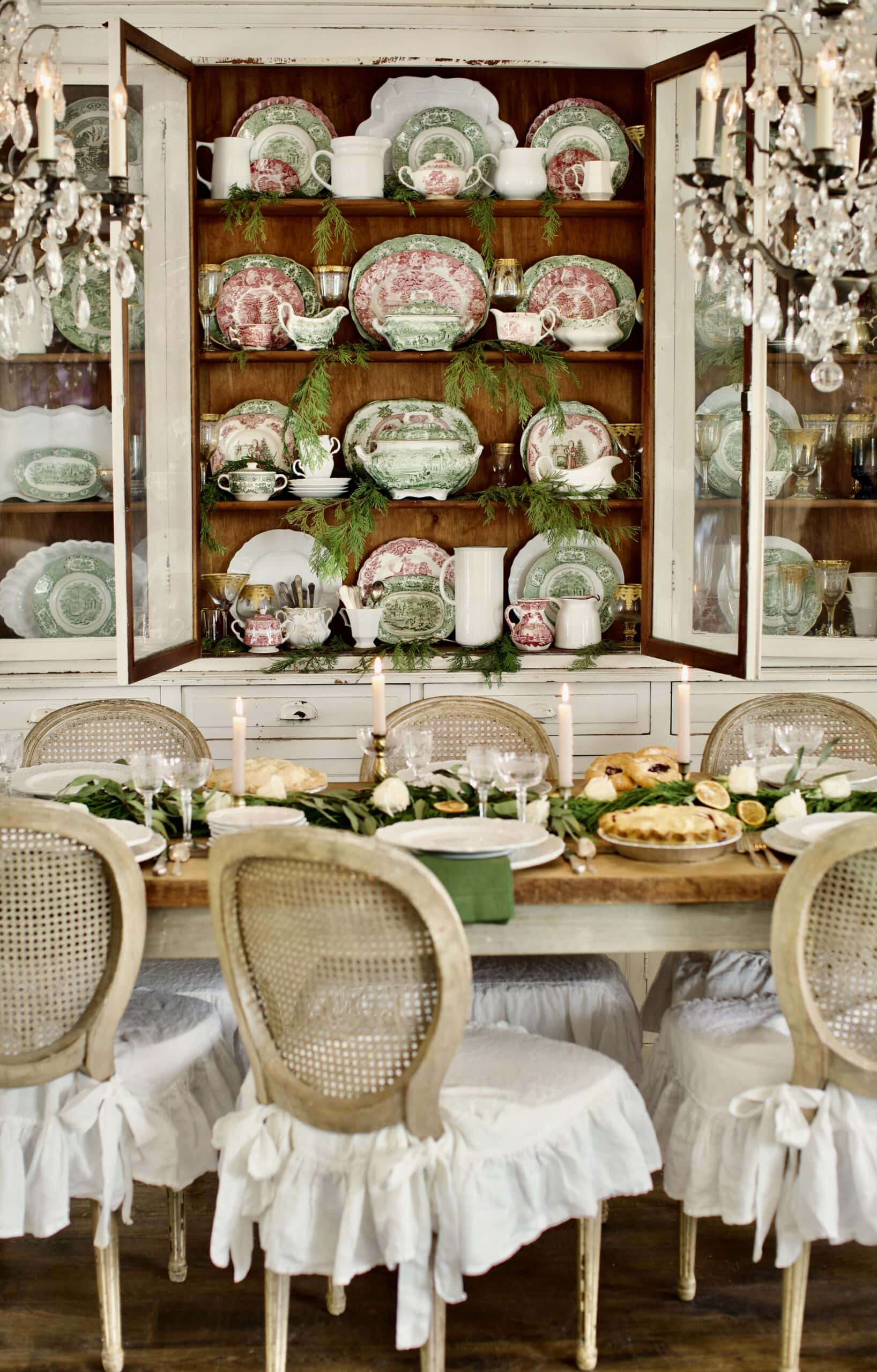 simple-natural-christmas-ideas-french-country-cottage
